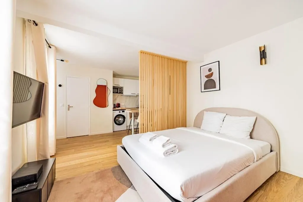 11#Studio 2 Pers#Bon Marche#St Germain#Paris 6
