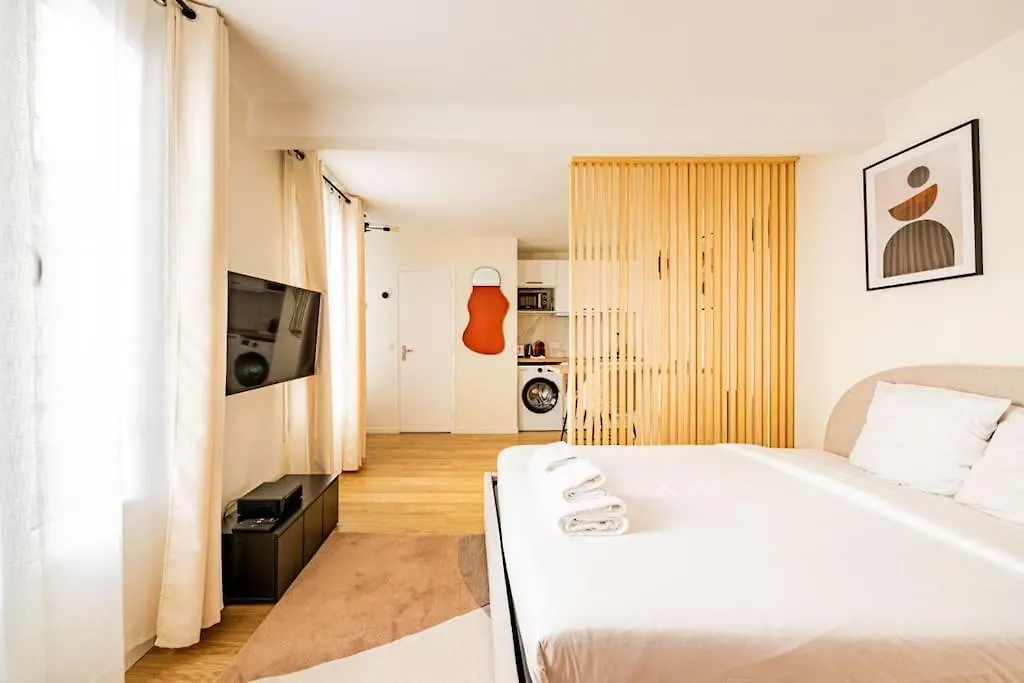 11#Studio 2 Pers#Bon Marche#St Germain#Paris 6 Parijs